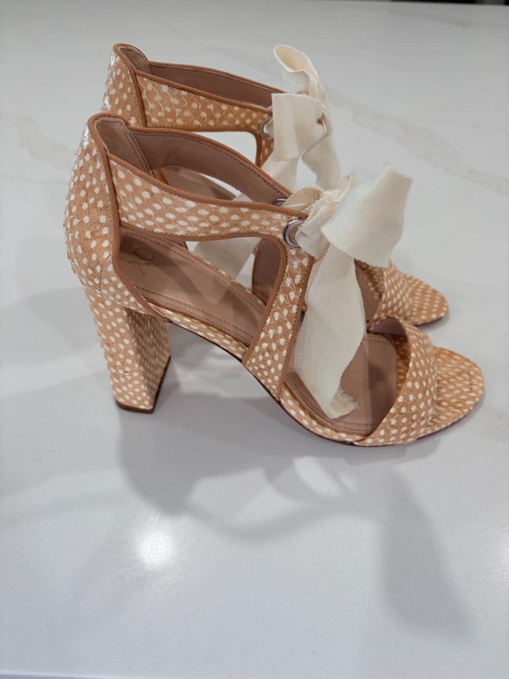 A D And Daughters beige snakeskin thick heels with bow tie - Picture 4 of 6